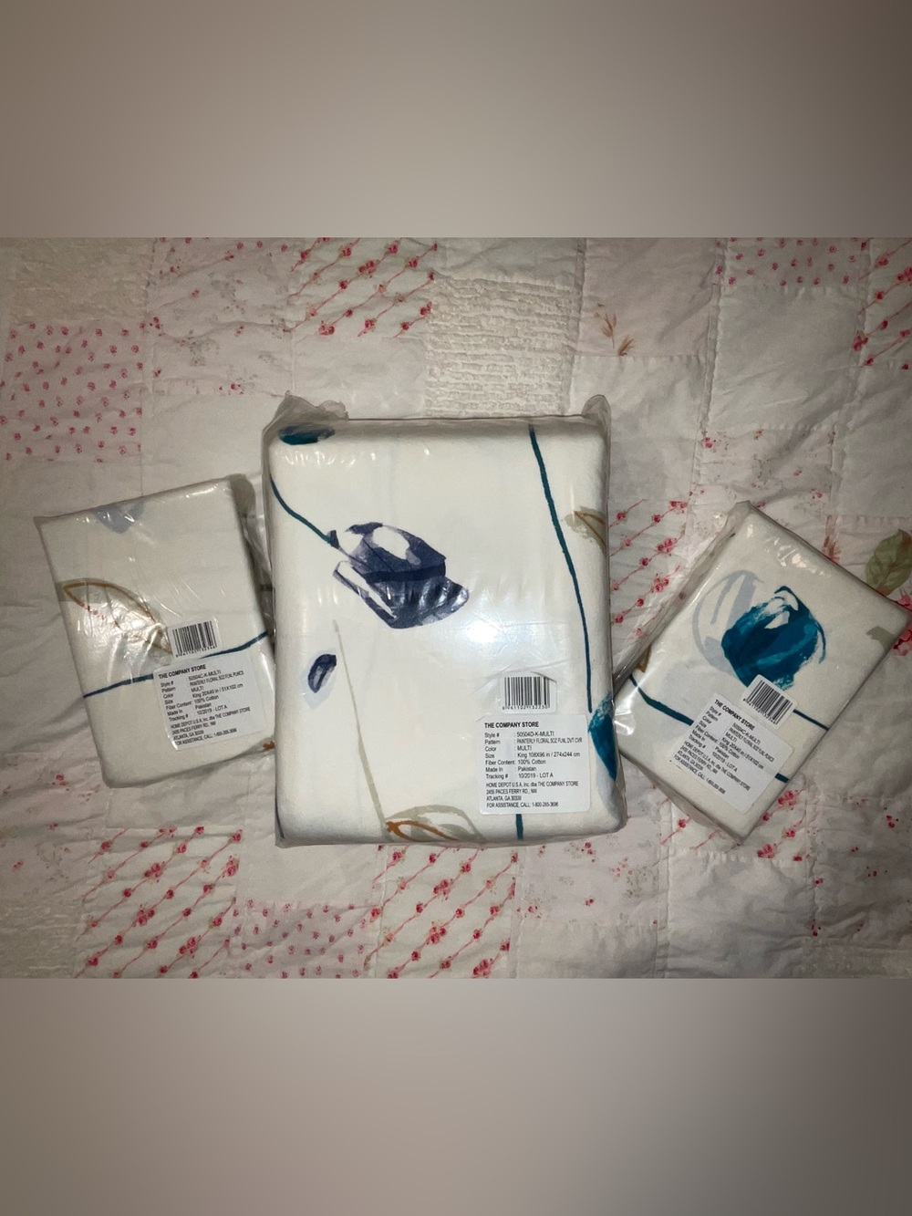 The Company Store King Duvet cover with 2 King pillow covers